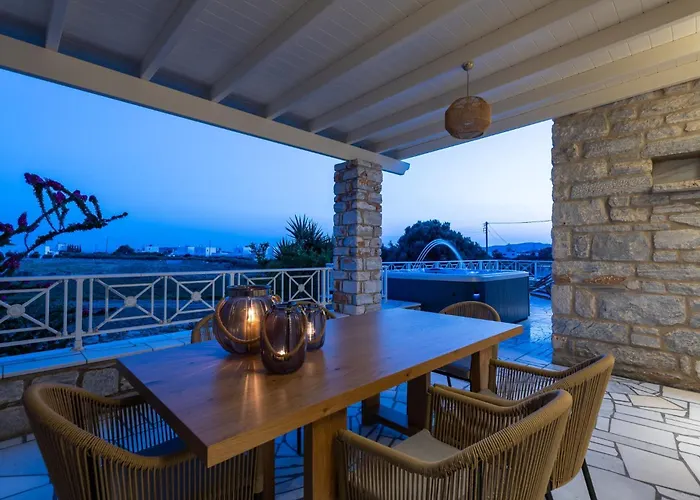 Sun And Salt 3bedroom House Alikí