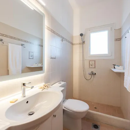 Holiday home Sun And Salt 3bedroom House Aliki (Paros)