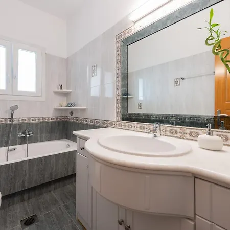 Holiday home Sun And Salt 3bedroom House Aliki (Paros)