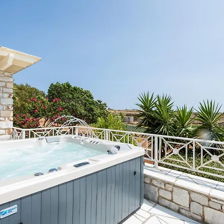 Sun And Salt 3bedroom House Aliki (Paros)