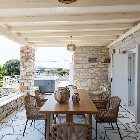 Sun And Salt 3bedroom House